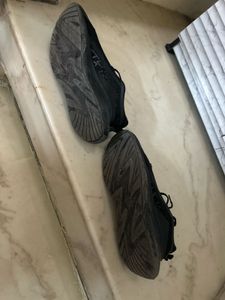 campus Black Sneakers