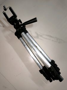 CAMERA & MOBILE TRIPOD