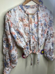 Frilled Top 💋