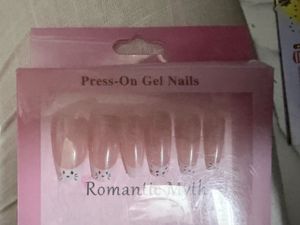 Romantic Myth Press-On Nails