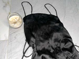 Black Backless &amp; Sleevless Short Dress