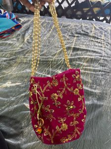 Batvo …traditional Hand Bag..it’s Colour Is ❤️