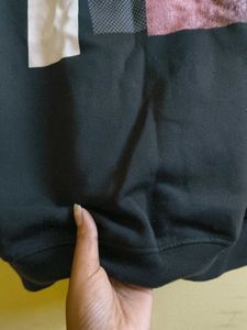 Black Sweatshirt