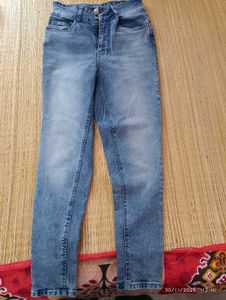 Stylish Blue Denim Jeans