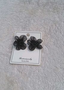 Black Floral Earrings🖤✨