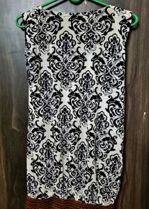 Patterned Sleeveless Top