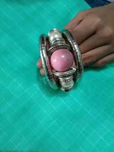 Designer Bracelet 🩷🩷