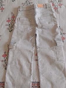 Wide Leg Cargo Jeans