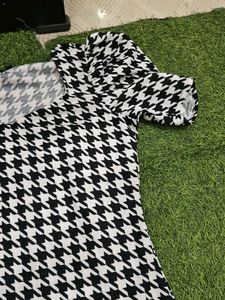 Black And White Top for Girl Printed