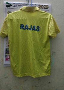 5 In 1 Sports T-shirt (Size S And M)