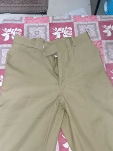 I&#39;m Selling A New Pant Which Is Very Decent .