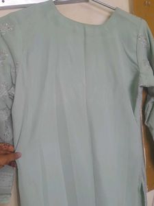 A Shiffon Kurta Suit With Bottom
