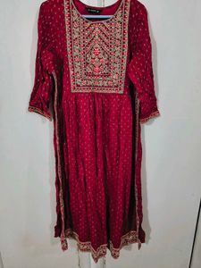 Beautiful Red Naira Cut Suit Set