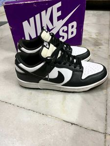 NIKE PANDA DUNKS UK 7 (41)