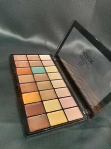 34 Color Foundation Palette