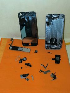 For Parts: iPhone 6 - Damaged