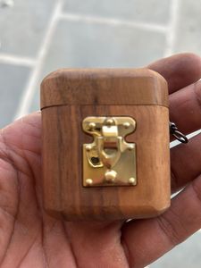 AIR POD CASE