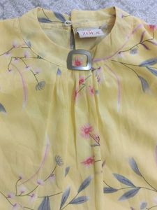 Foral Yellow Puff Handed  Top