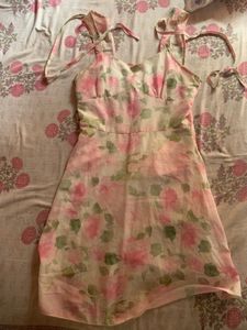 Floral Mini Dress - Perfect for Summer!