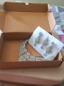Sparkling Rhinestone Jewelry Set