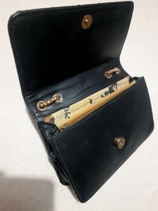 Sale-Chanel Slingbag