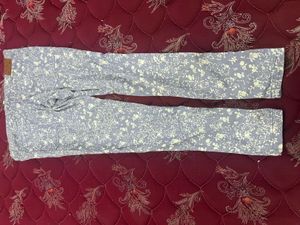 Floral Print Cropped Pants