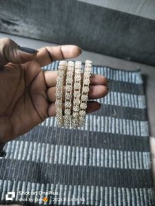 Sparkling Bangle Set