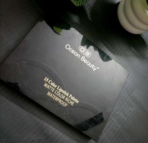 Ocean Beauty Lipstick Palette