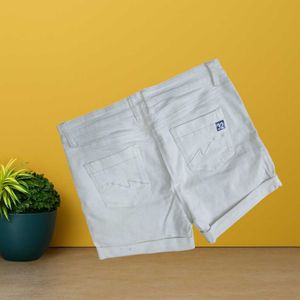 women withe short size 32 (O-45)