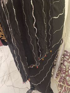 nazar na lage Black Saree