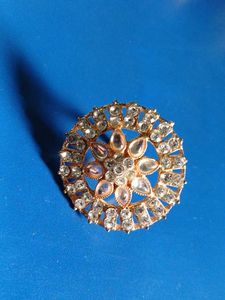 Elegant Floral Design Ring