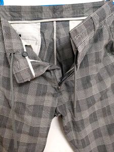 Men&#39;s Gray Plaid Slim Fit Casual Trousers