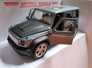 Premium Die-Cast Metal G-Class Model Car with Open
