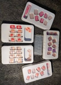 Press-On Nail Set