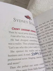 Geronimo Stilton Paws Off Cheddarface