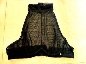 Elegant Black Lace Undewired Top