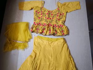New Yellow Crop Top