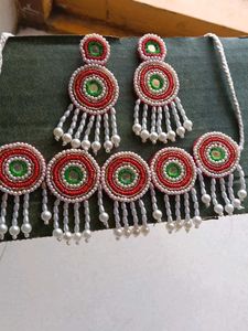 Beautiful Necklace With Earings