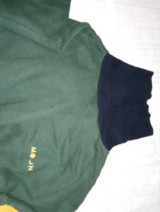 Vintage &#39;MOON&#39; Turtleneck Sweatshirt
