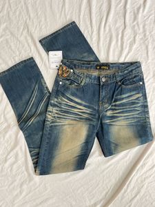 WOMEN JEANS.