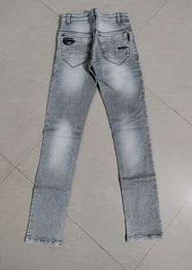 Jean With Tees ( 11-12yrs)