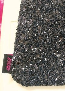 Nykaa Black Shimmer Pouch