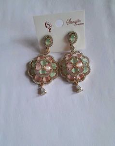 AD Elegant Floral Earrings