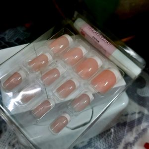 Unused Stick on manicure nails