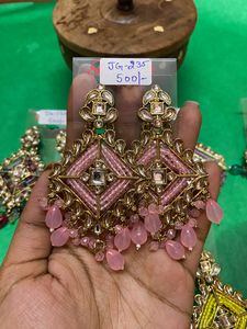 New Trendy Kite Shaped Earrings