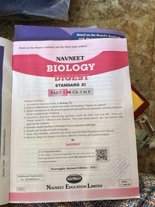 Navneet Biology Digest Standard XI