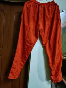 WomenEmbroidered Regular Thread Work Kurta with Tr