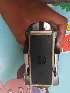 Wall Climbing Race Car,but The Remote Is Lose