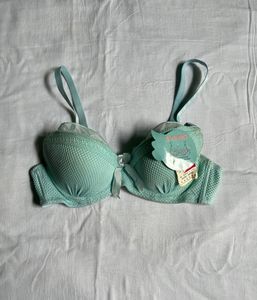 Pretty Bra