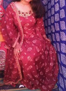 Women Heavy Worked Gown With Dupatta